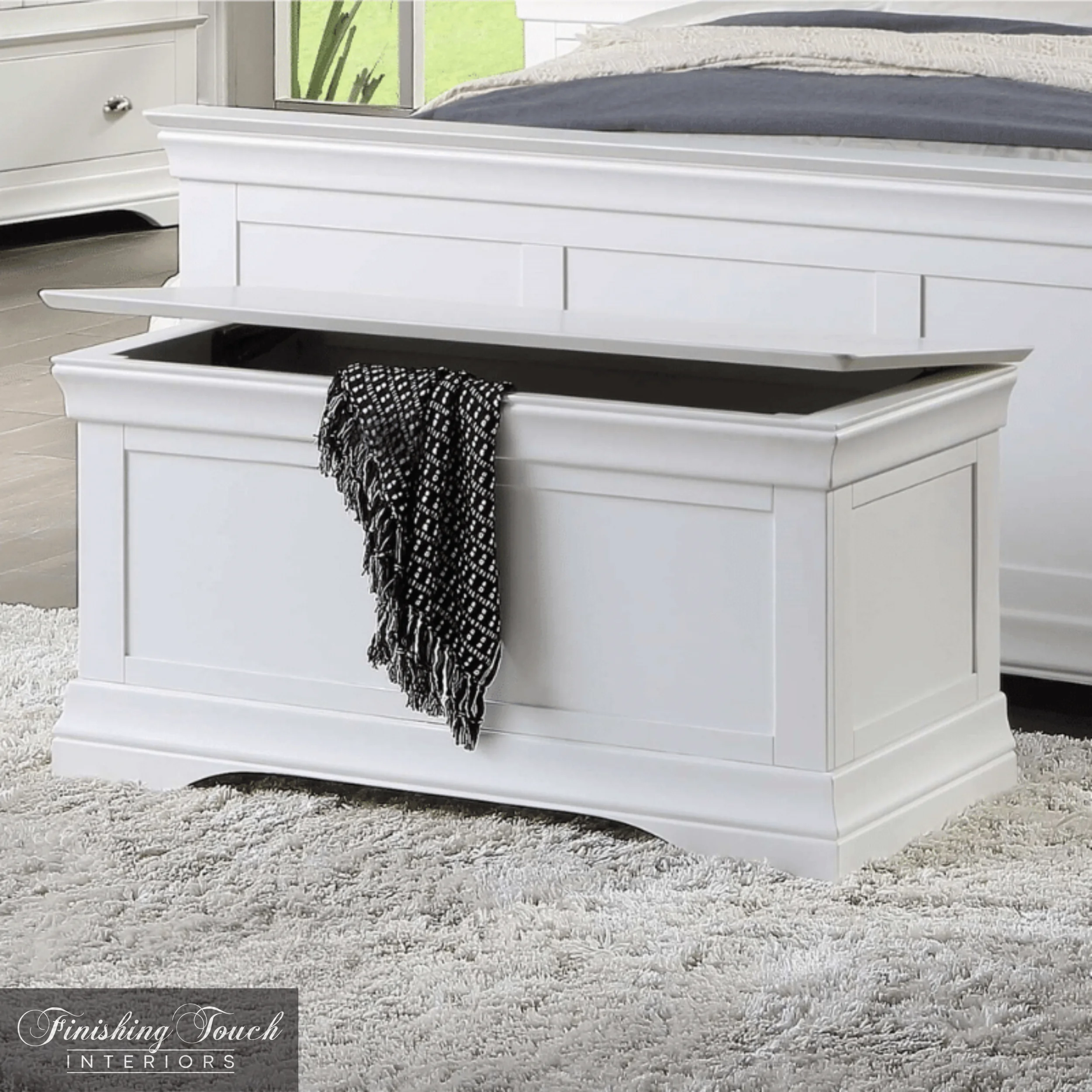 Bella Blanket Box 1 Bella Blanket Box 1